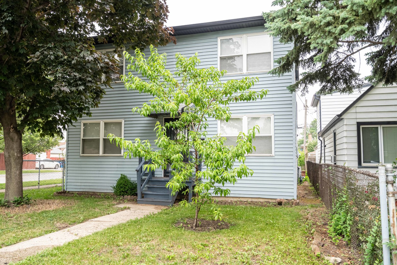 1745 N 40th Avenue, Stone Park, IL 60165