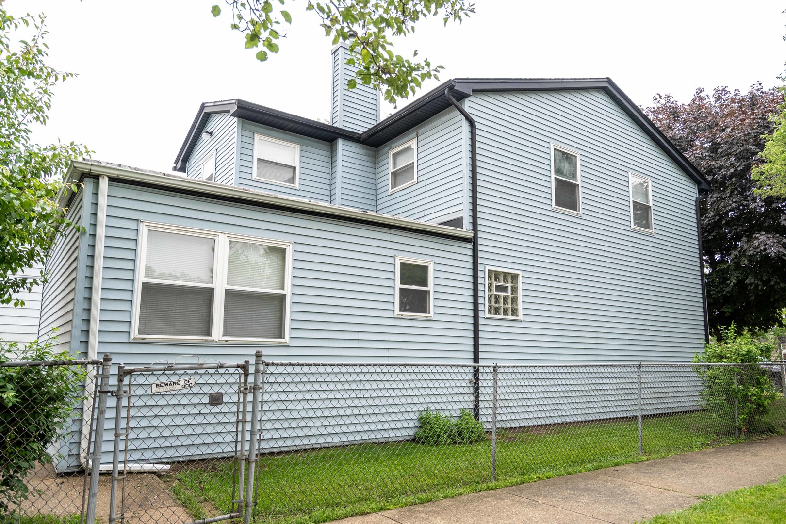 1745 N 40th Avenue, Stone Park, IL 60165