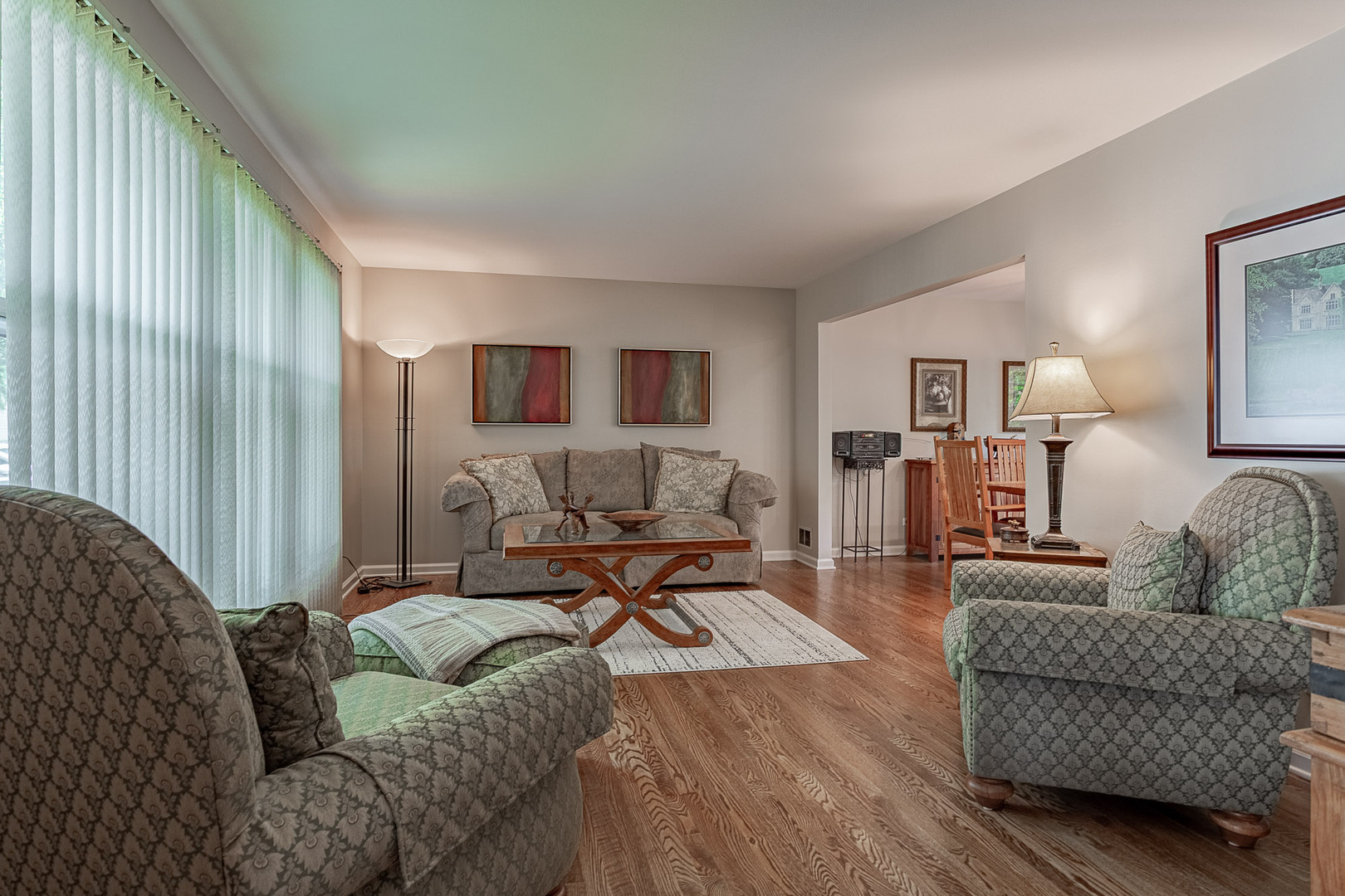 962 Thompson Boulevard, Buffalo Grove, IL 60089