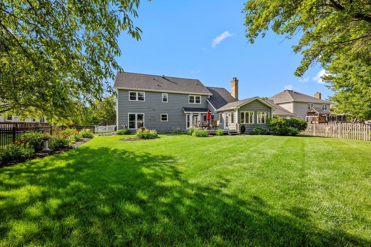 342 Dilorenzo Drive, Naperville, IL 60565