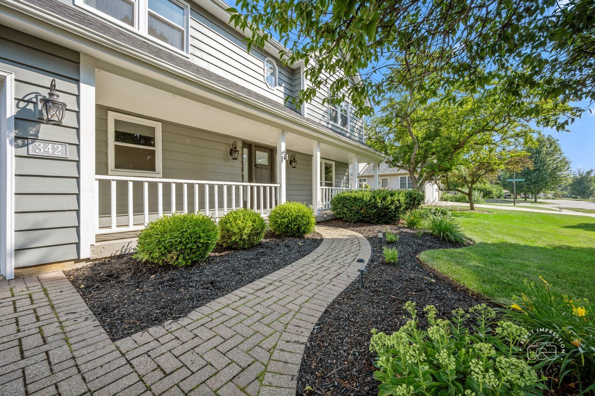 342 Dilorenzo Drive, Naperville, IL 60565