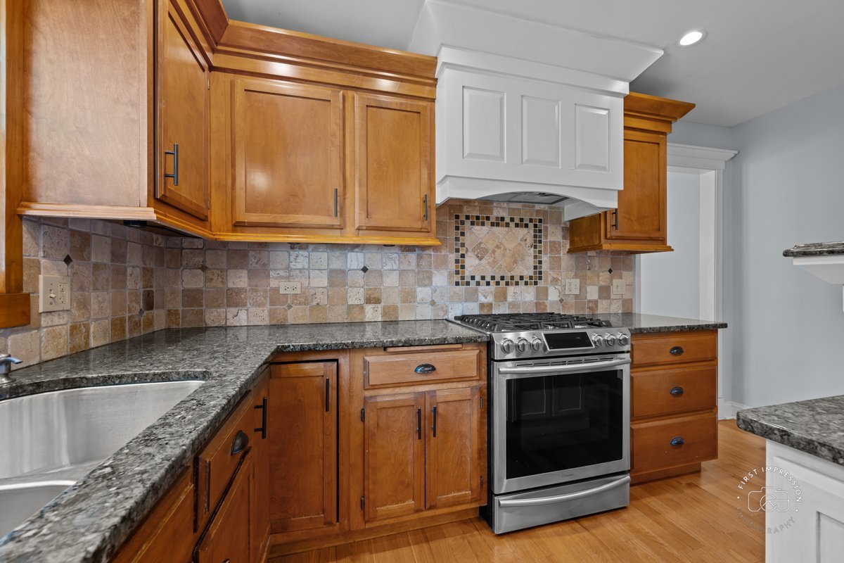 342 Dilorenzo Drive, Naperville, IL 60565