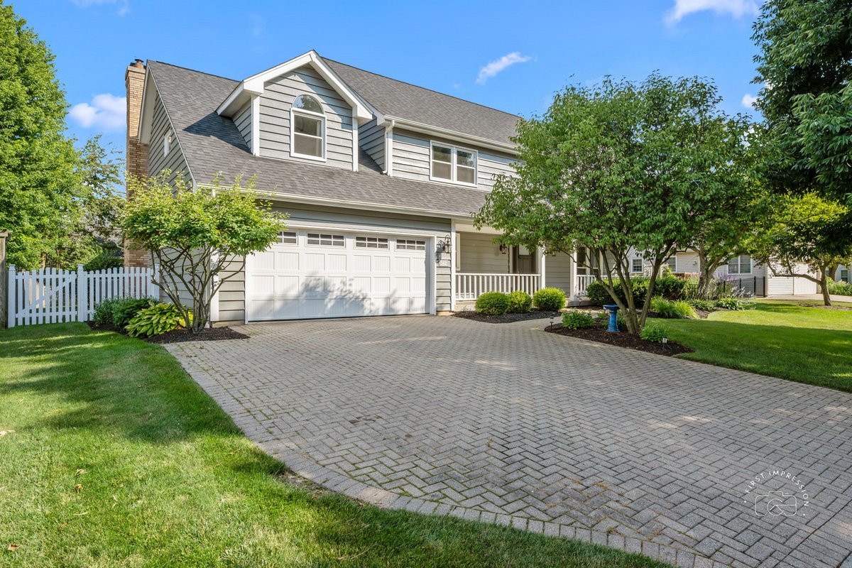 342 Dilorenzo Drive, Naperville, IL 60565