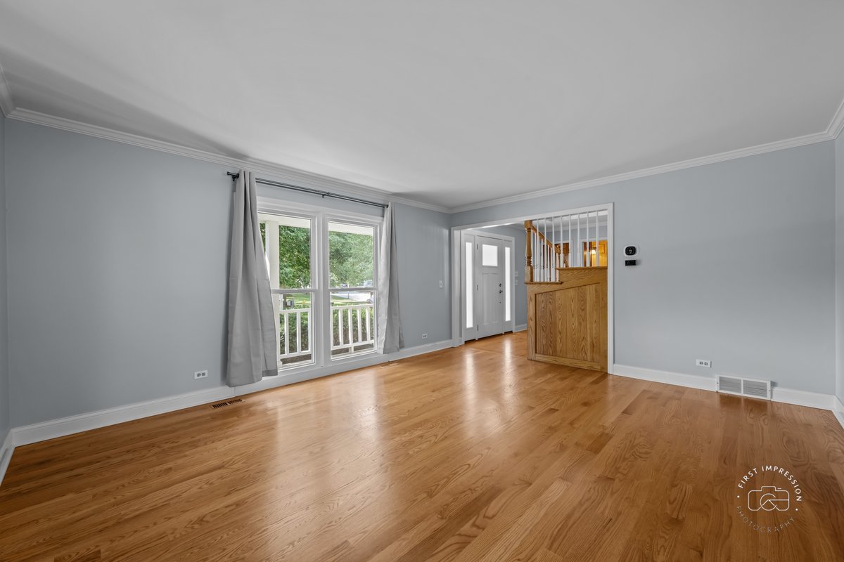 342 Dilorenzo Drive, Naperville, IL 60565