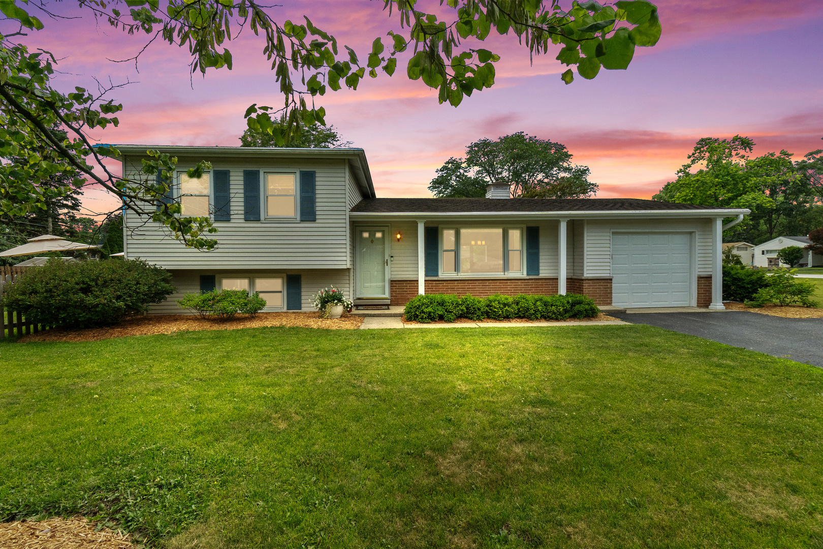 3S430 Osage Drive, Glen Ellyn, IL 60137