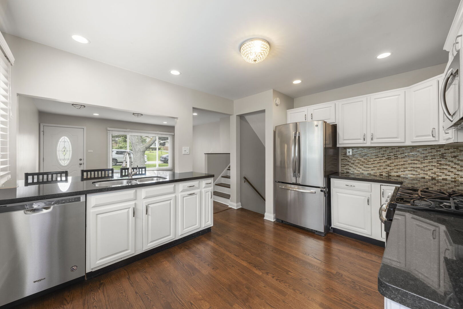 0S635 East Street, Winfield, IL 60190