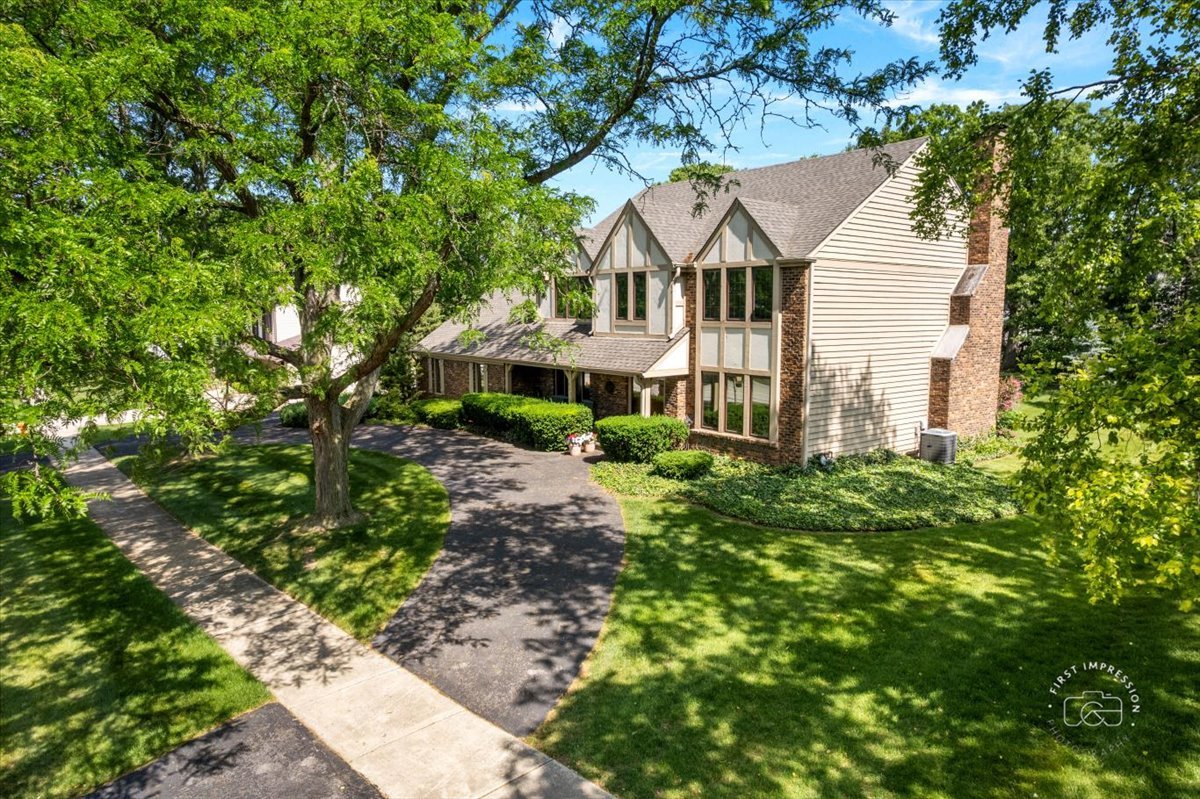 967 W Bauer Road, Naperville, IL 60563