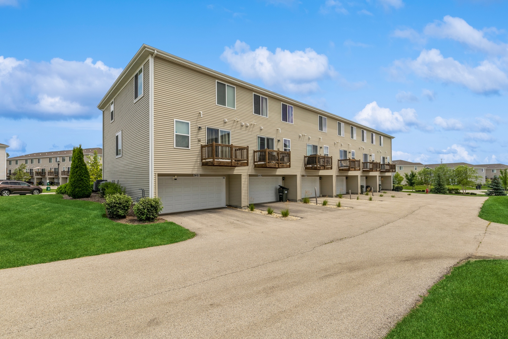 2459 Alison Avenue, Pingree Grove, IL 60140