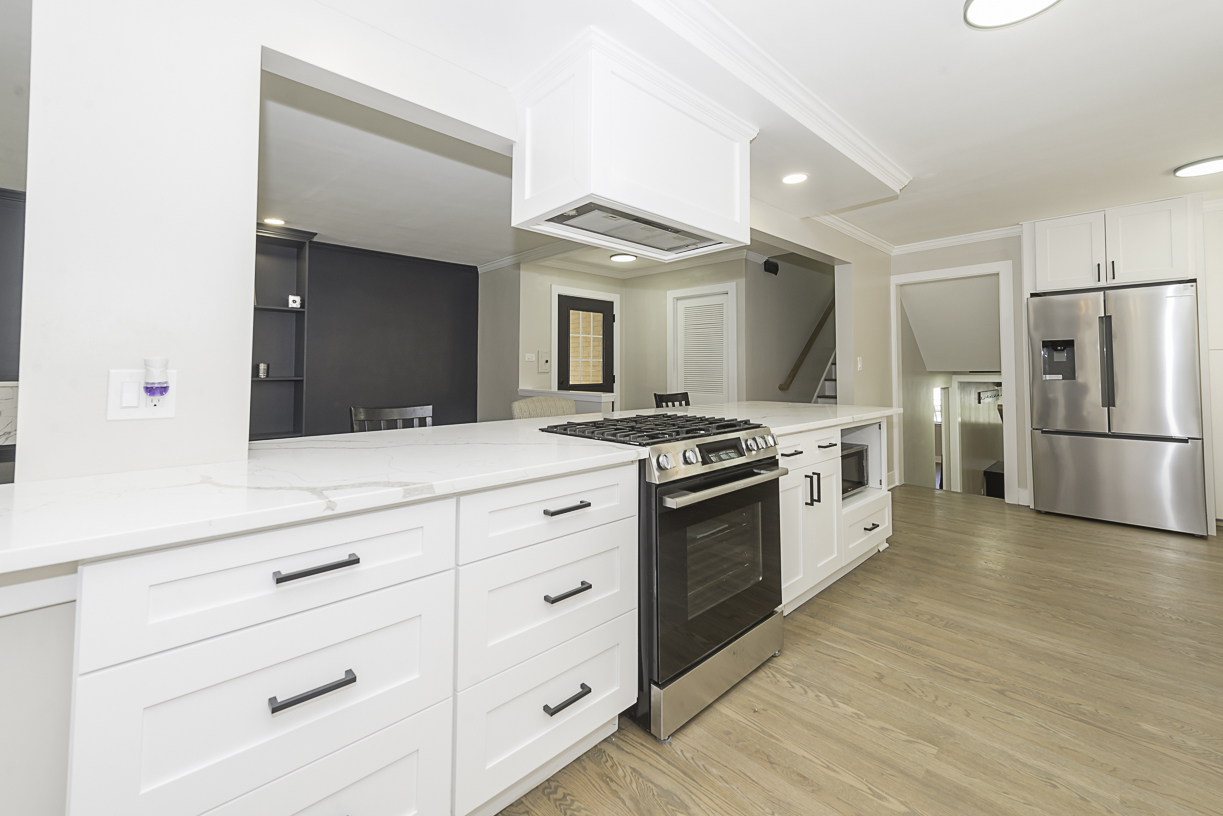 5848 N Drake Avenue, Chicago, IL 60659