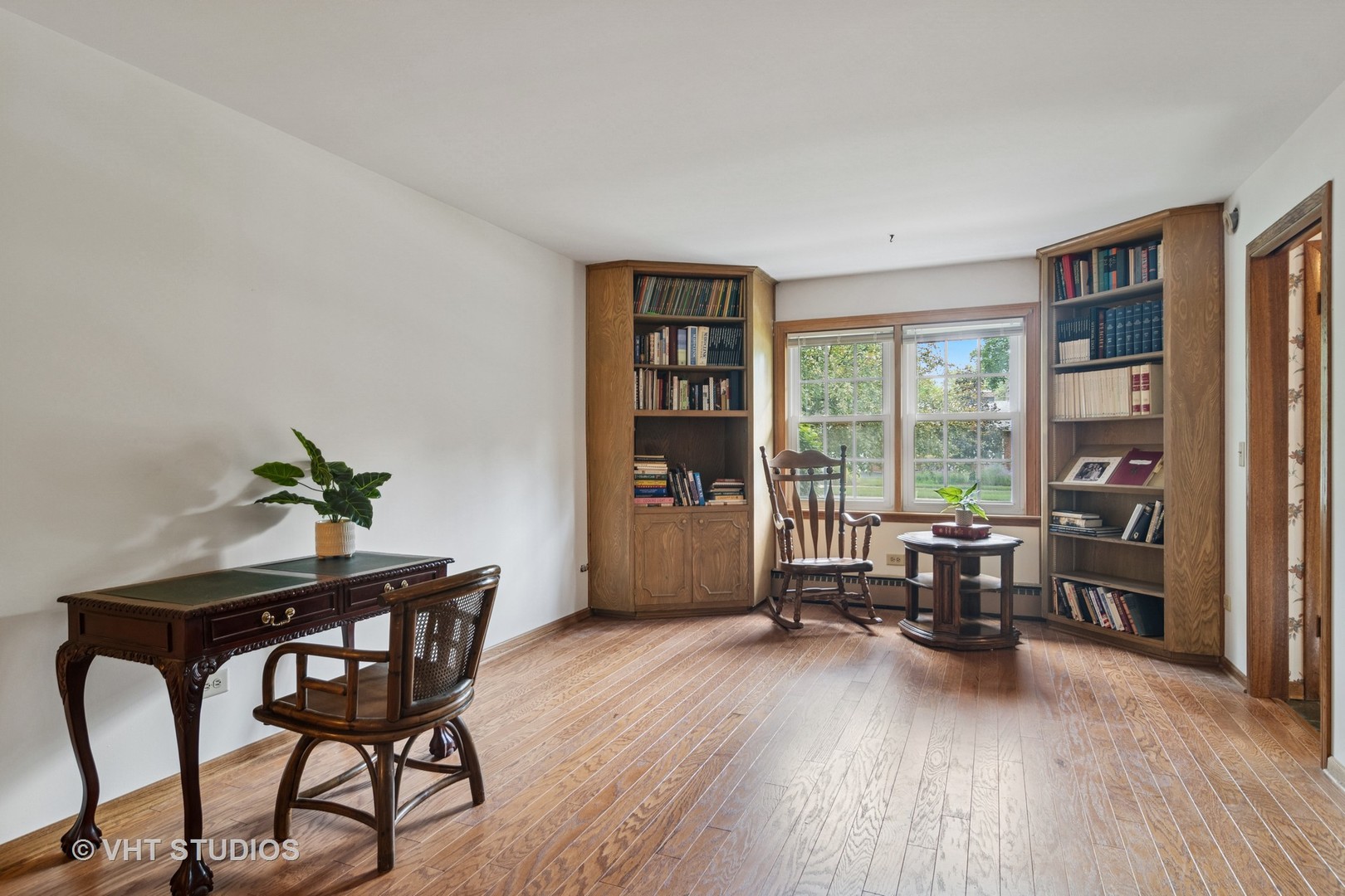 214 S Belmont Avenue, Arlington Heights, IL 60005