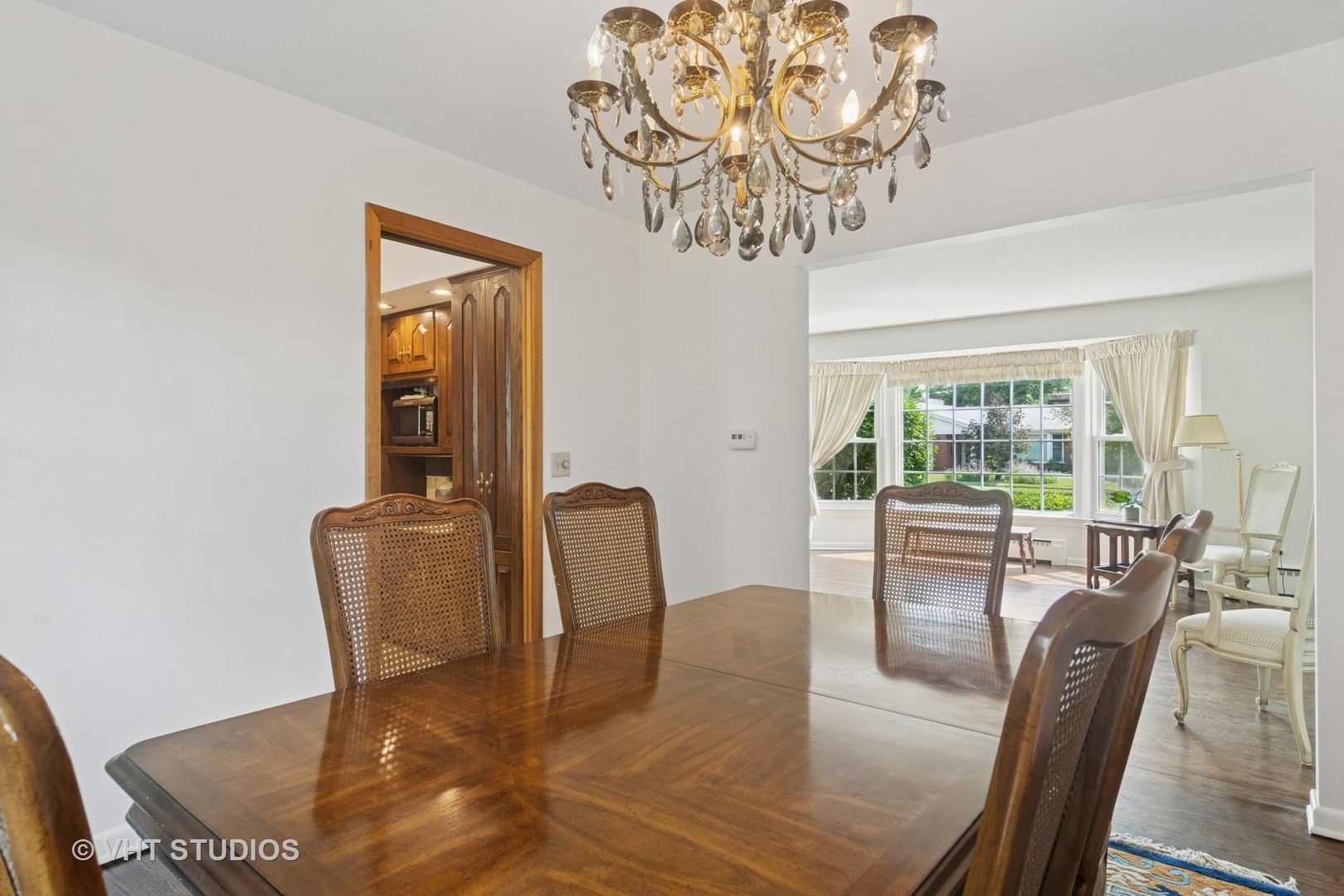 214 S Belmont Avenue, Arlington Heights, IL 60005
