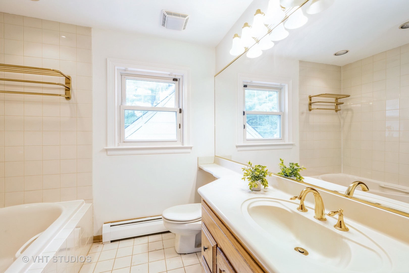 214 S Belmont Avenue, Arlington Heights, IL 60005