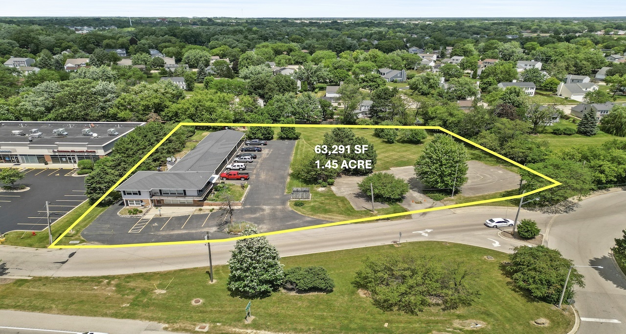 898 S Rand Road, Lake Zurich, IL 60047