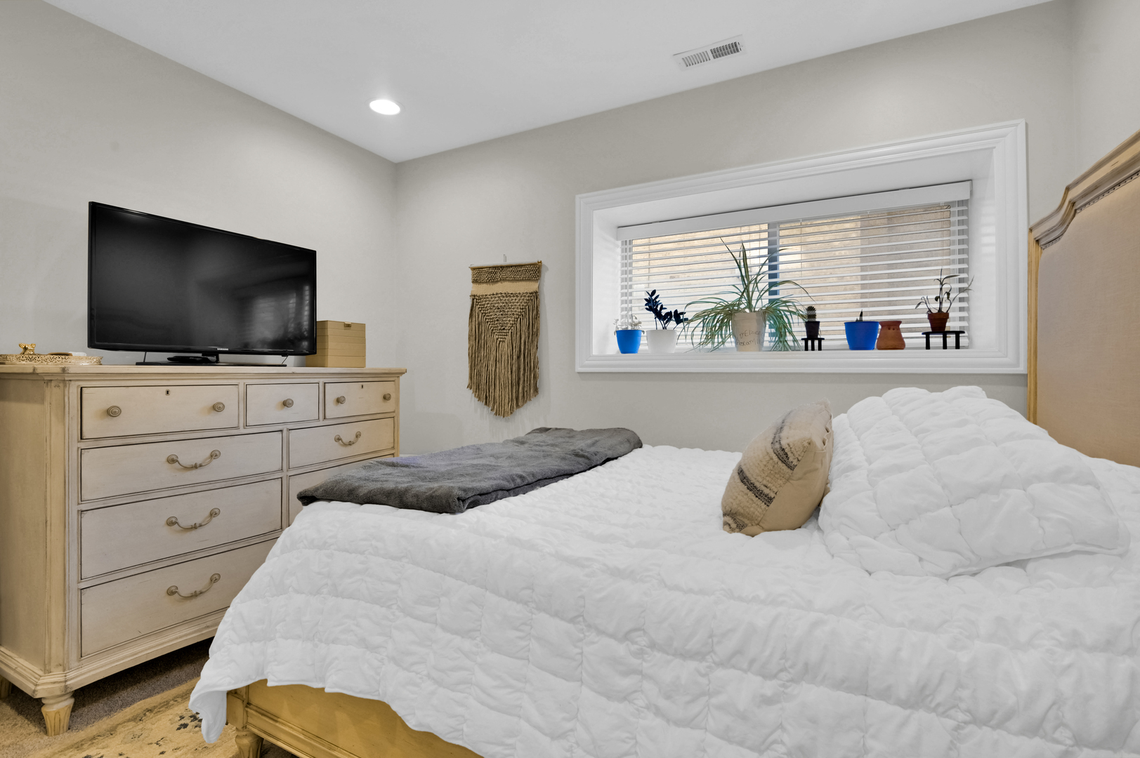 2307 W Walton Street #GW, Chicago, IL 60622
