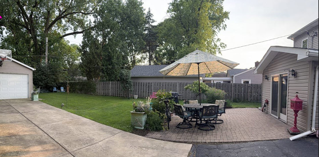 437 Longfellow Avenue, Deerfield, IL 60015