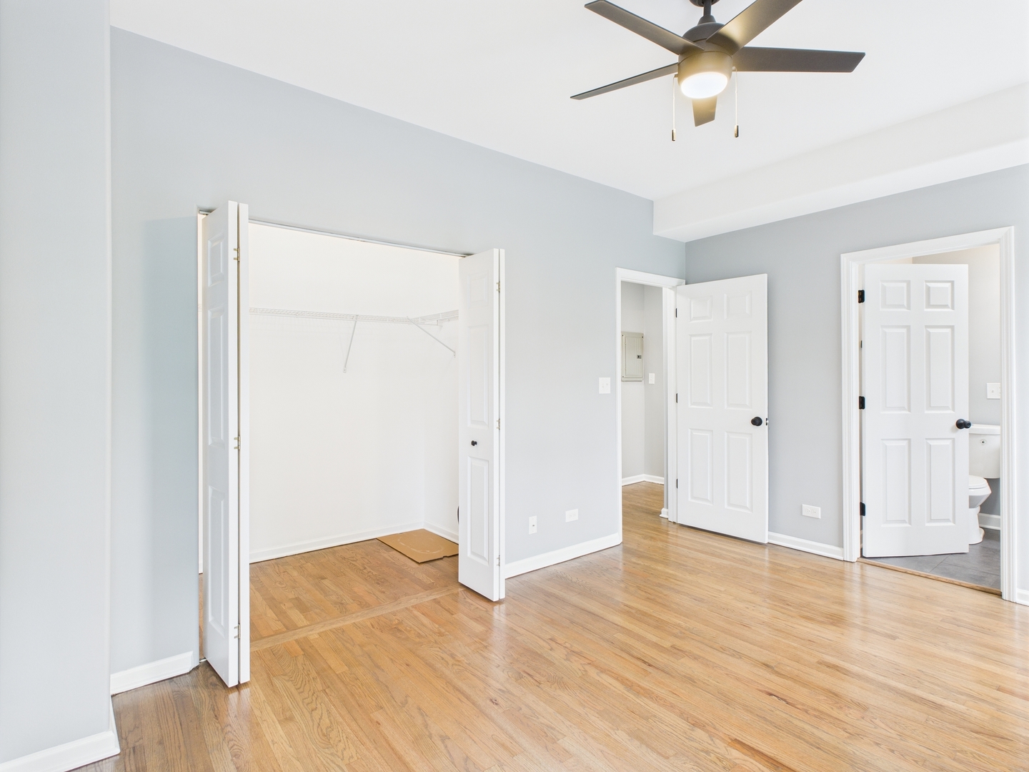 1729 E 67th Street #2E, Chicago, IL 60649