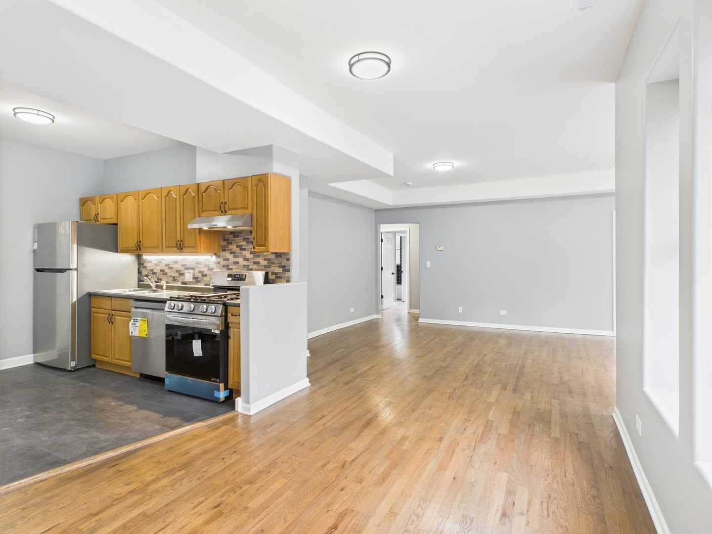 1729 E 67th Street #2E, Chicago, IL 60649