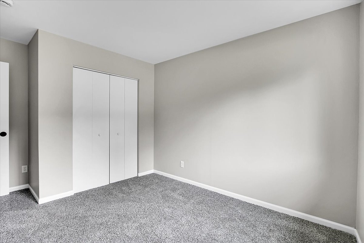 549 Allen Lane, University Park, IL 60484