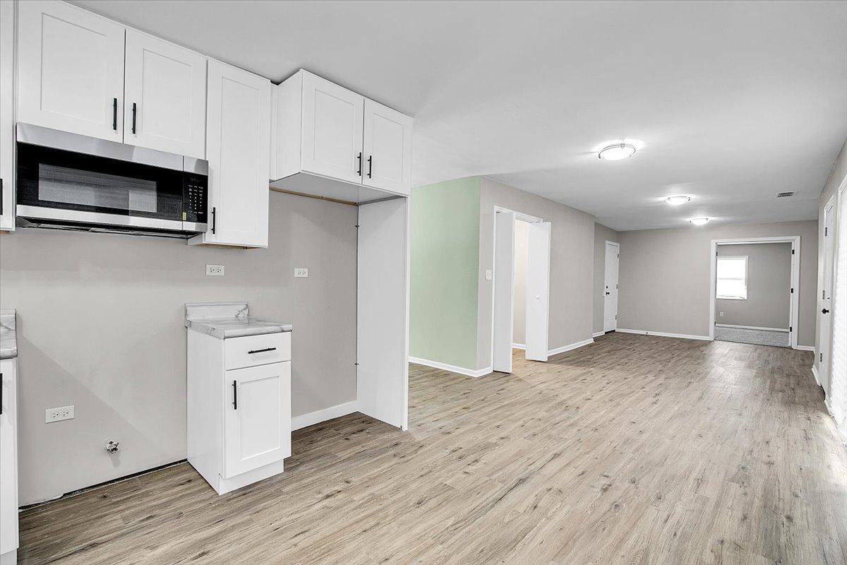 549 Allen Lane, University Park, IL 60484