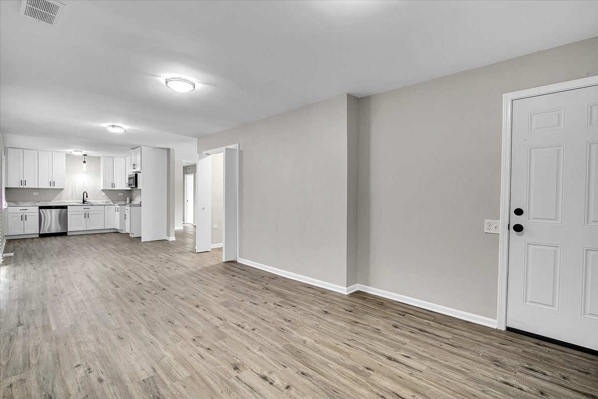 549 Allen Lane, University Park, IL 60484