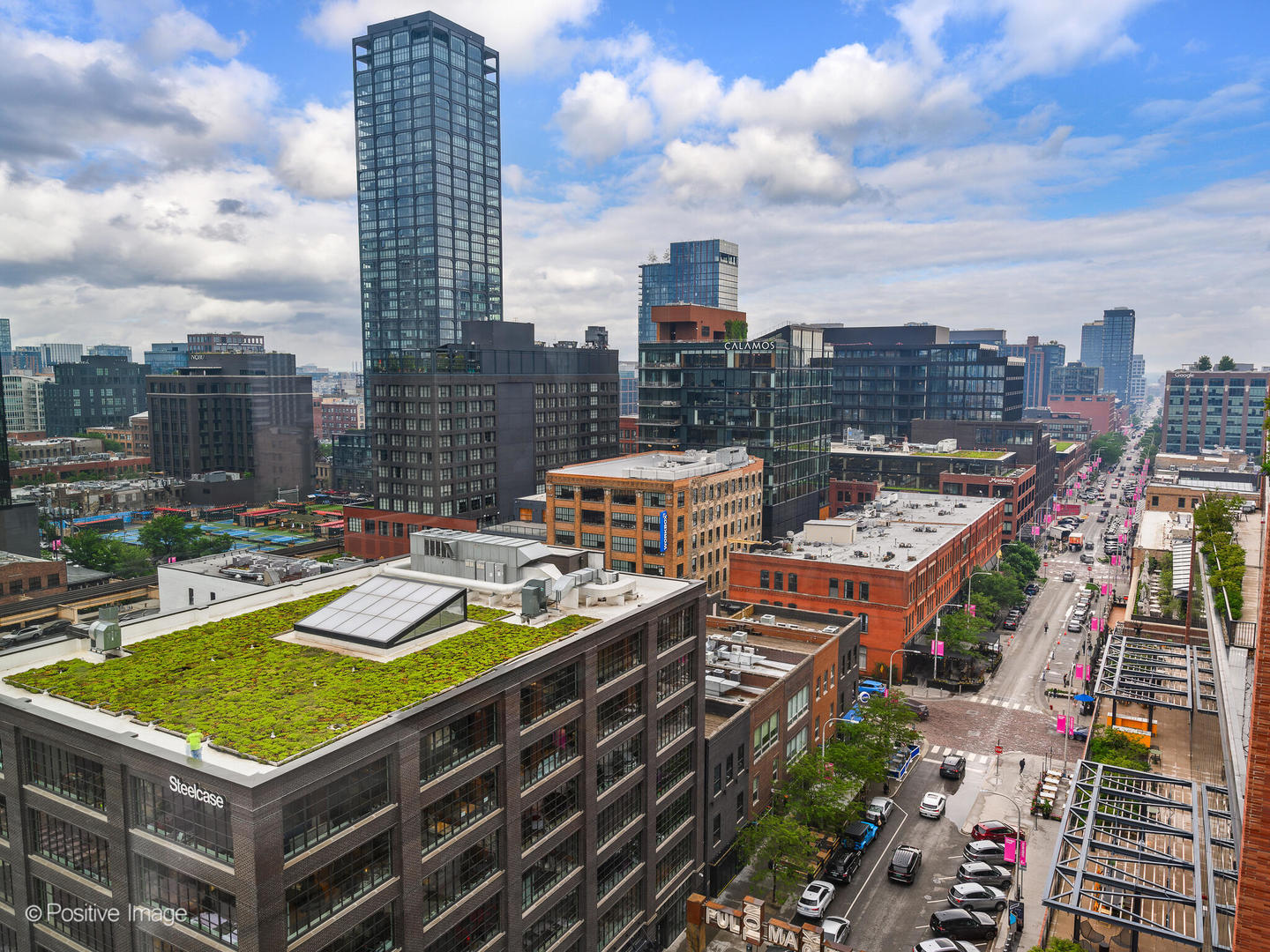 740 W Fulton Street #1202, Chicago, IL 60661