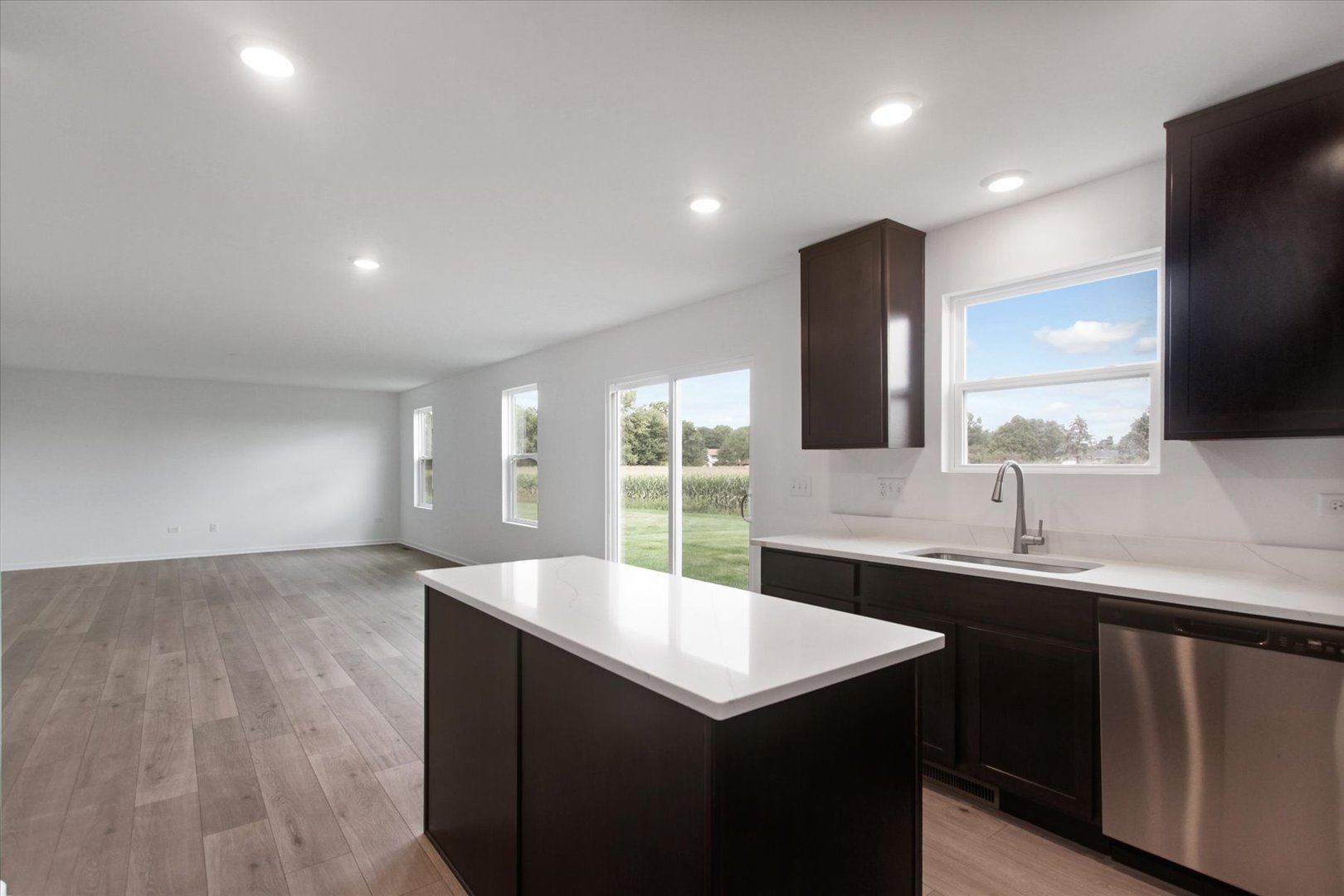 1759 Breton Avenue, North Aurora, IL 60542
