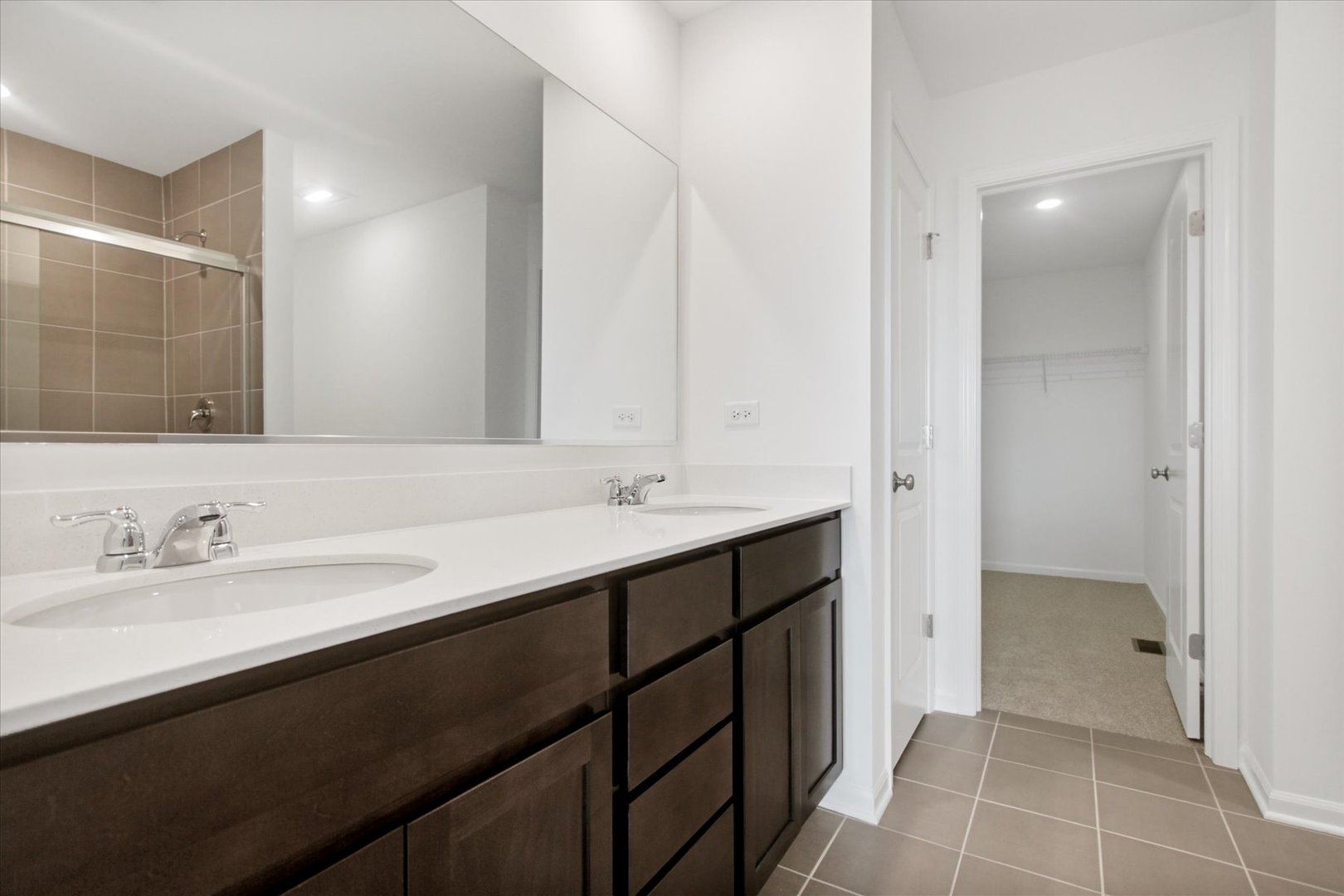 1759 Breton Avenue, North Aurora, IL 60542