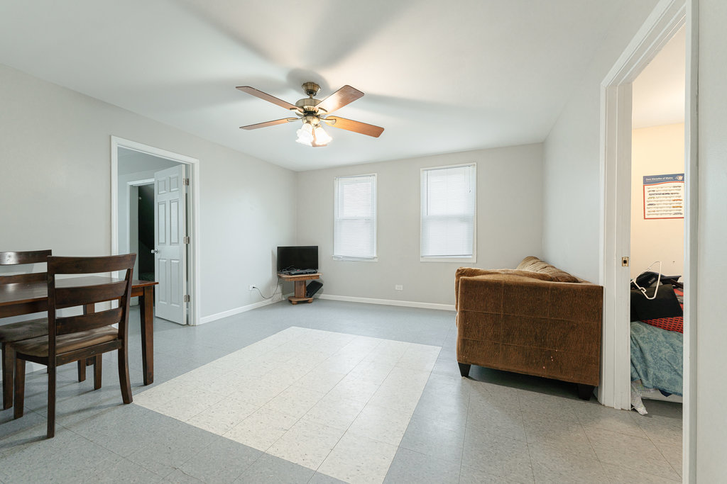 2629 Broadway Street, Blue Island, IL 60406