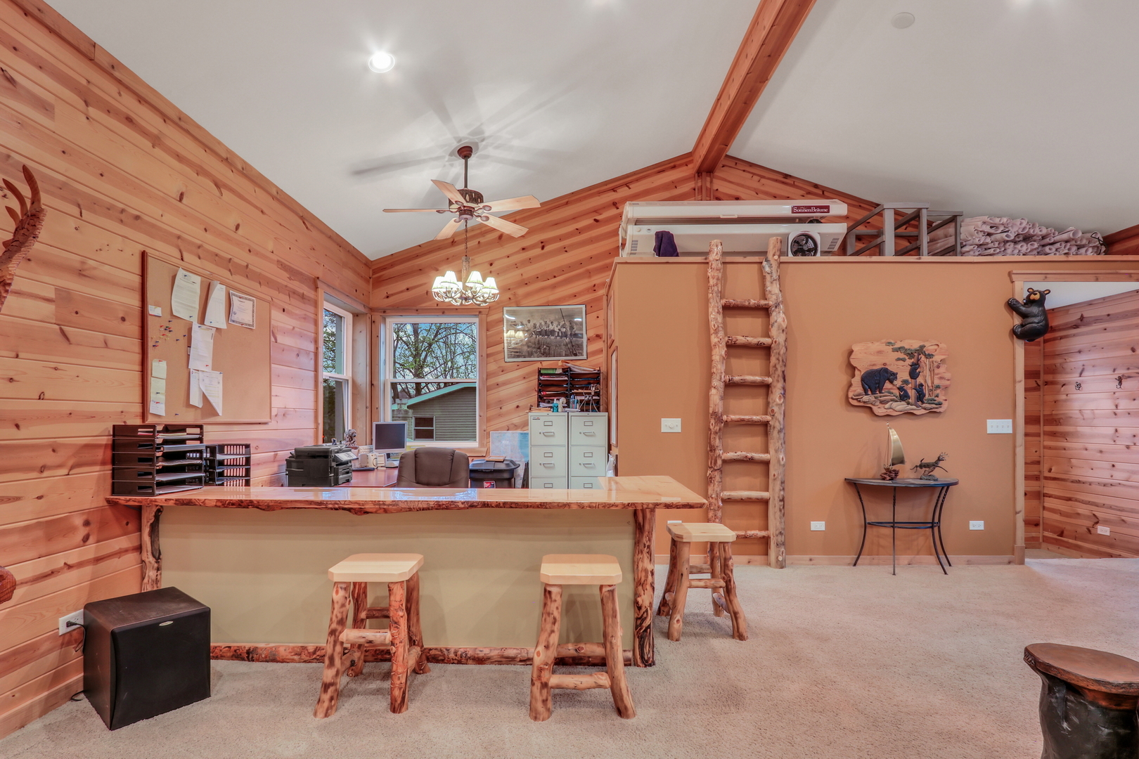 2407 N Villa Lane, McHenry, IL 60051