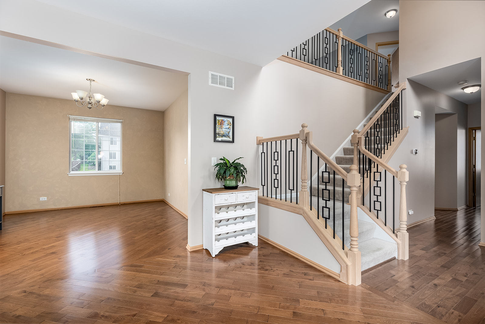 915 Angelica Circle, Joliet, IL 60431