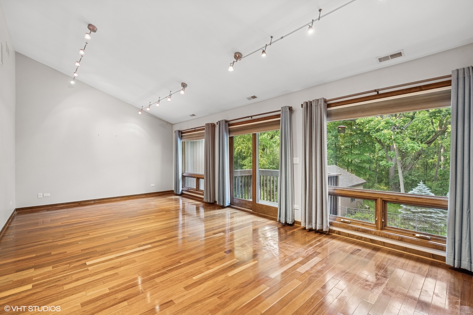 4901 Hill Road, Richmond, IL 60071