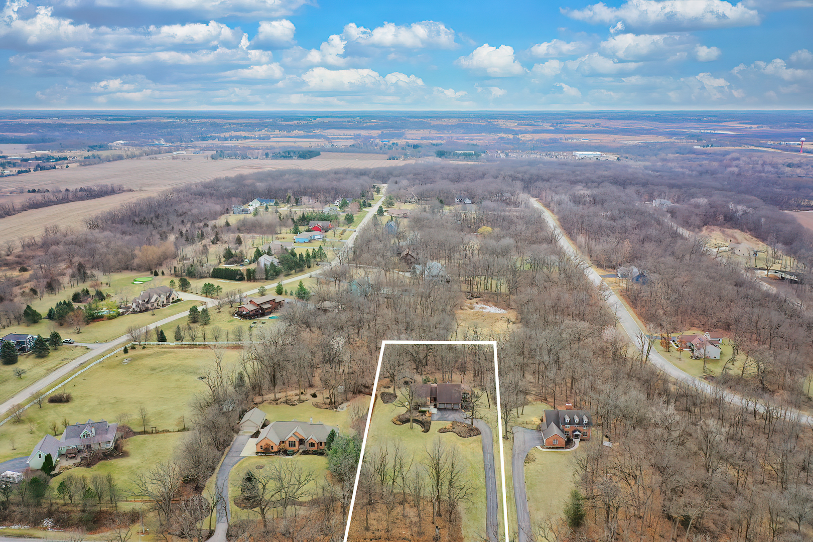 4901 Hill Road, Richmond, IL 60071