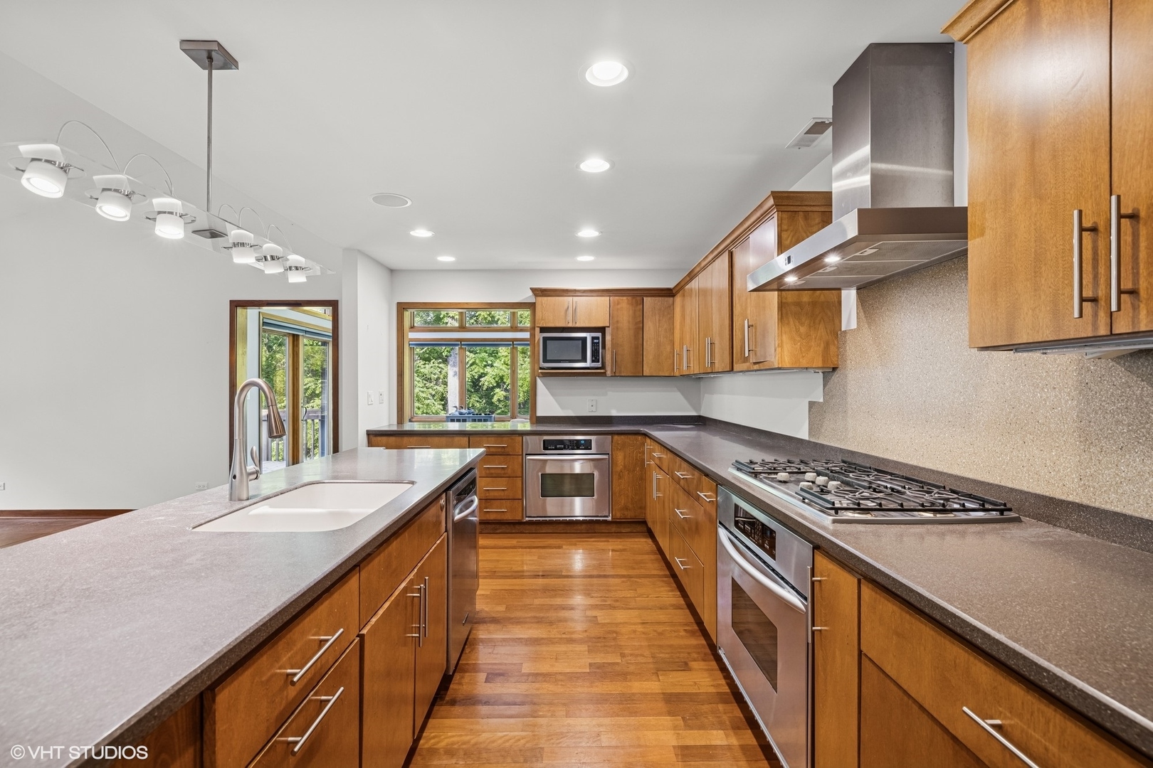 4901 Hill Road, Richmond, IL 60071