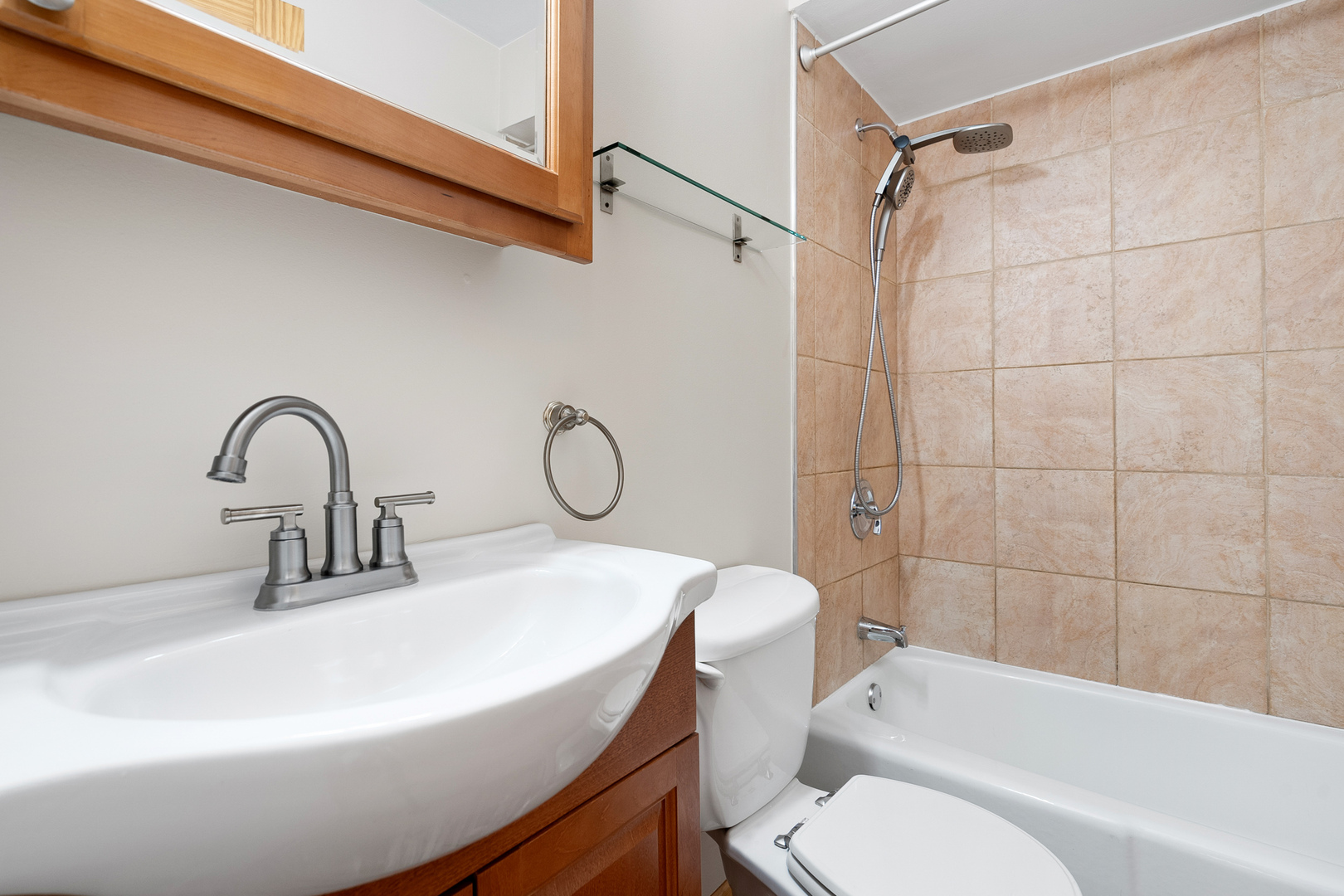 4825 W 109th Street #303, Oak Lawn, IL 60453