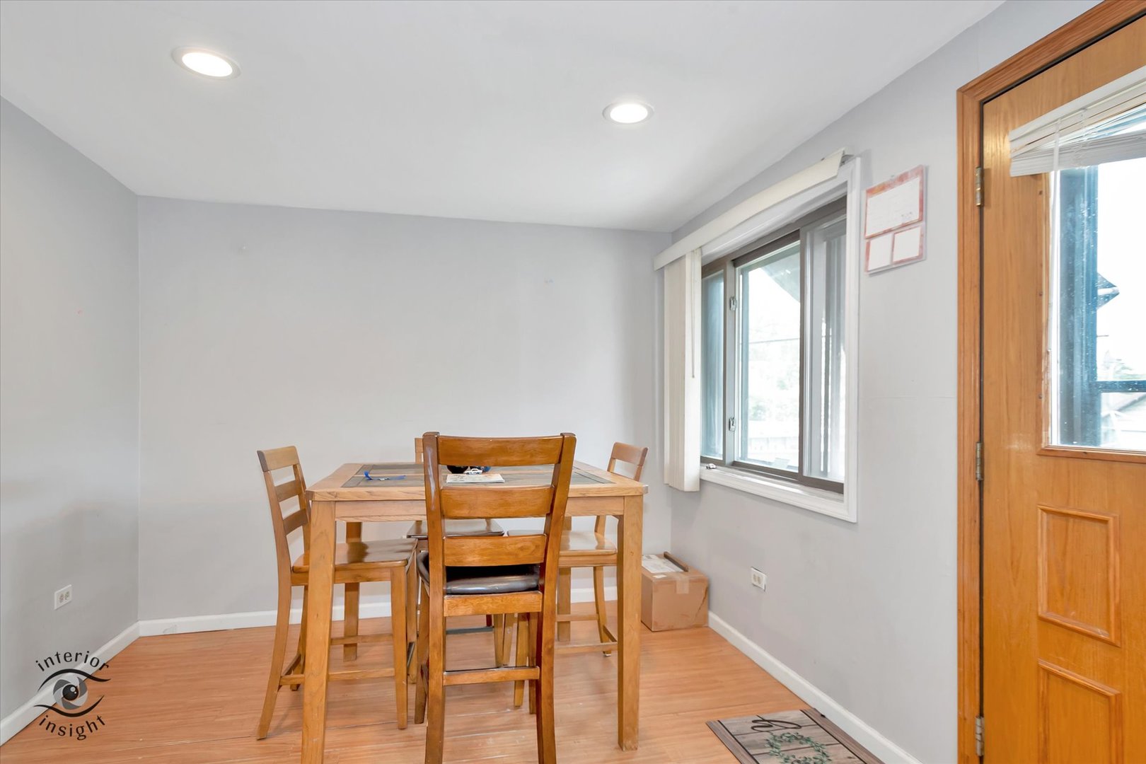 5716 W 64th Place, Chicago, IL 60638