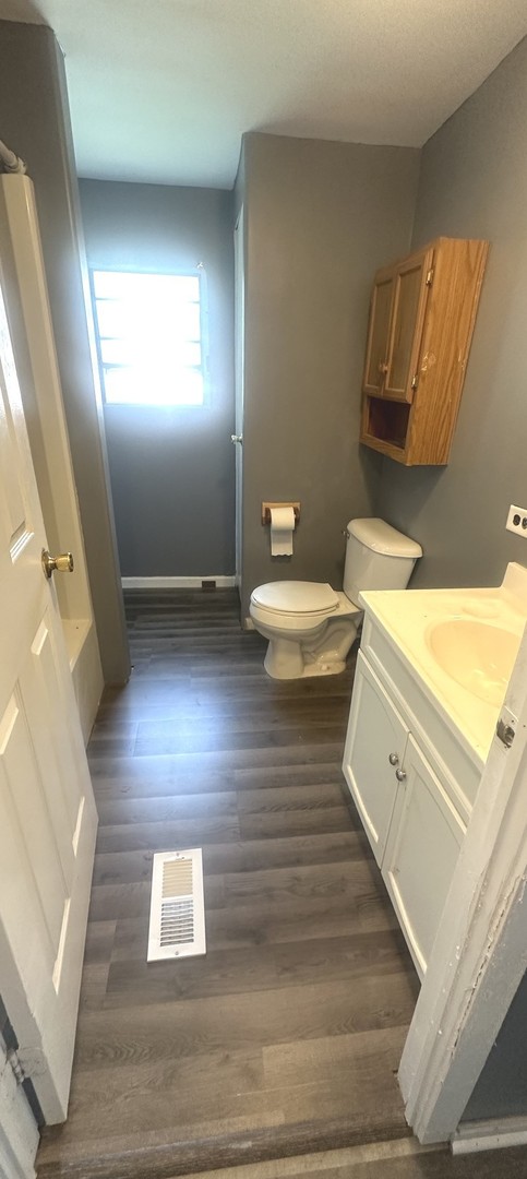 4001 E 134th Street #18, Chicago, IL 60633