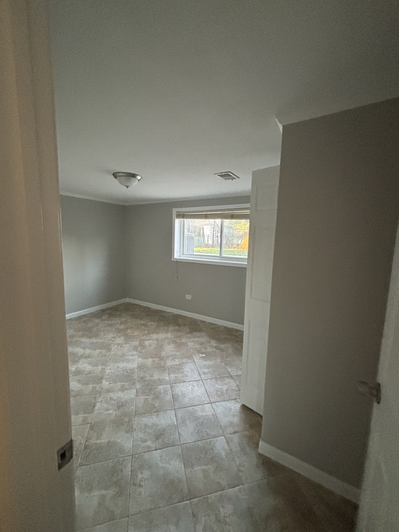 608 Lavergne Avenue, Wilmette, IL 60091