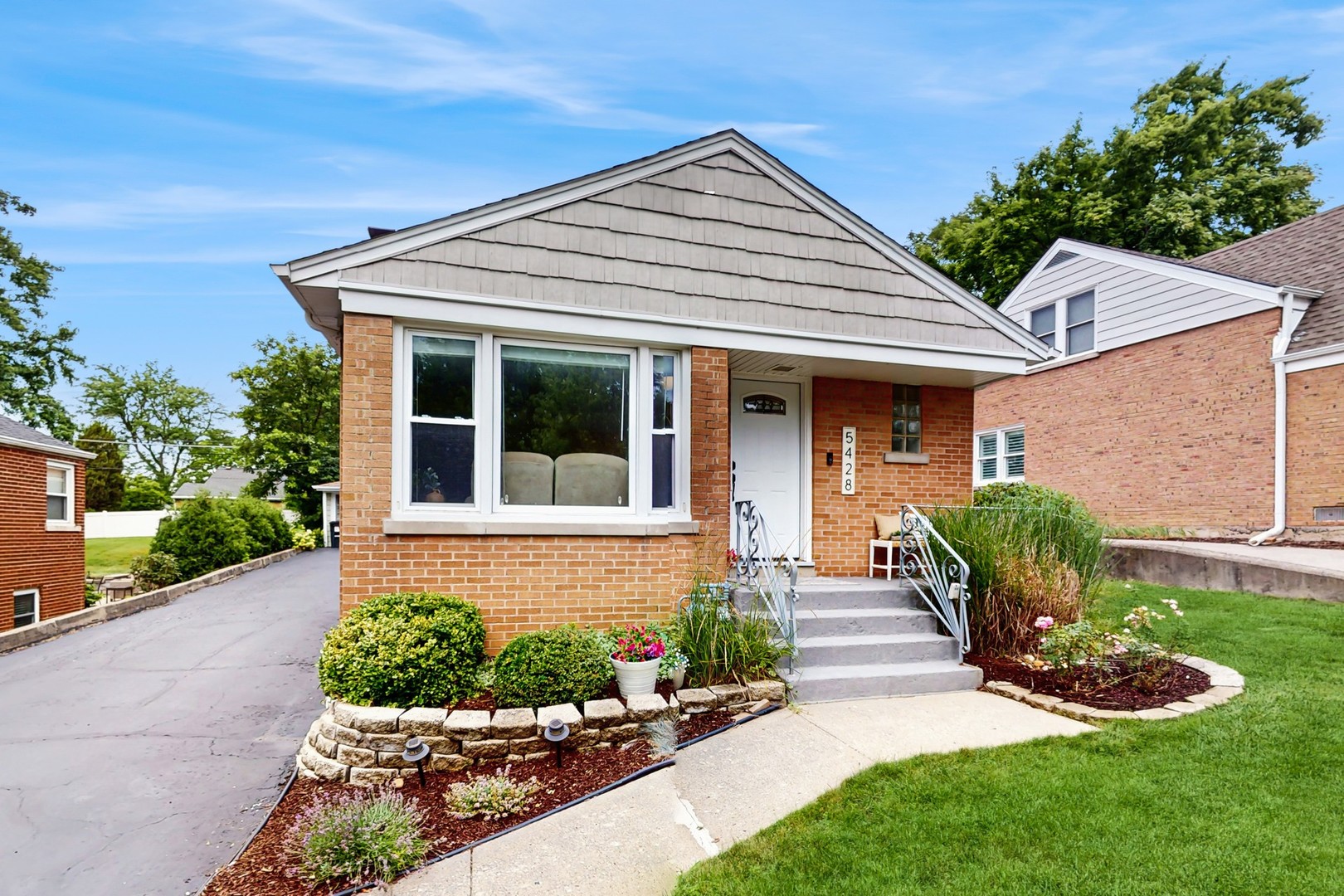 5428 Park Avenue, Downers Grove, IL 60515