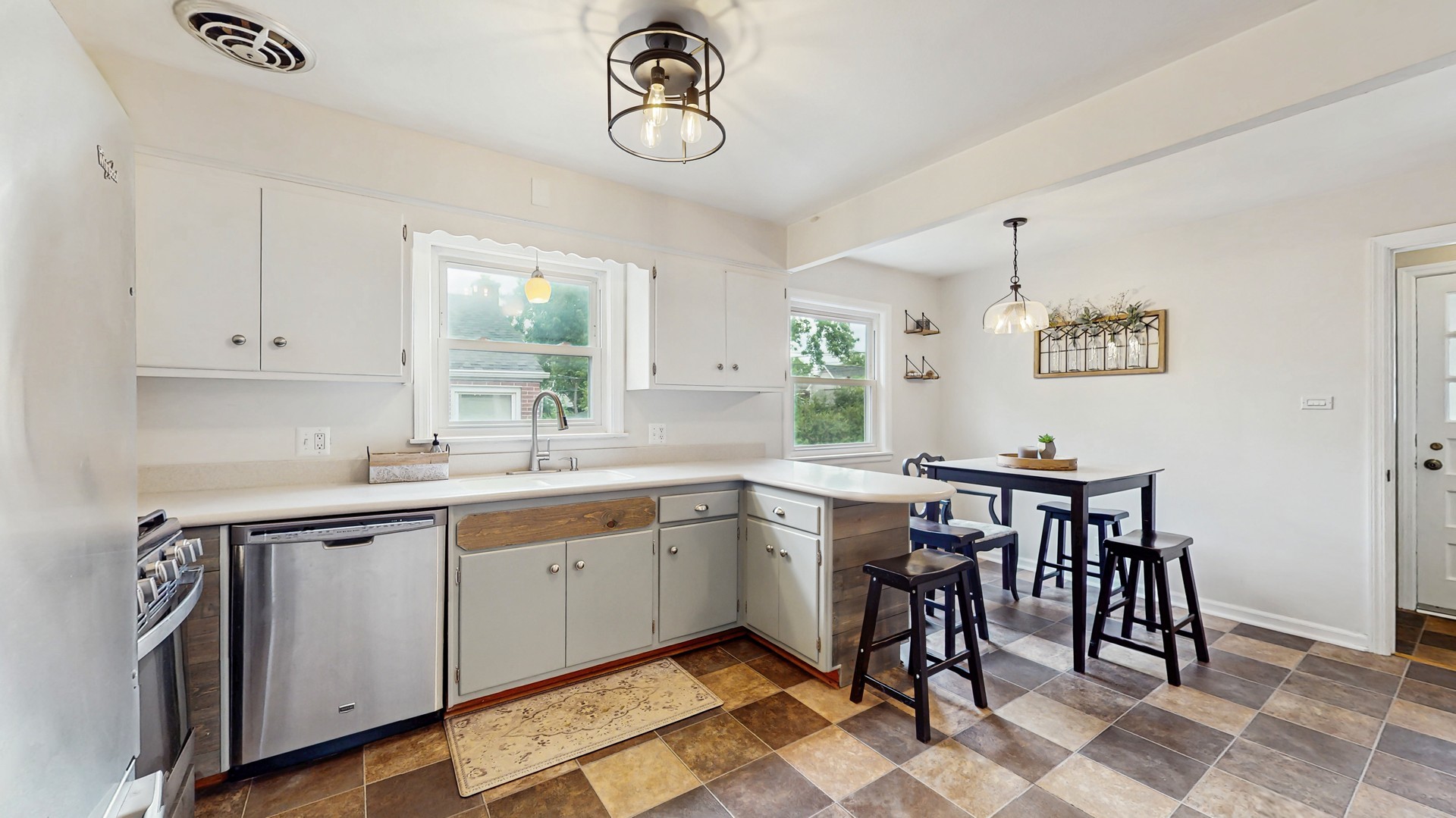 5428 Park Avenue, Downers Grove, IL 60515