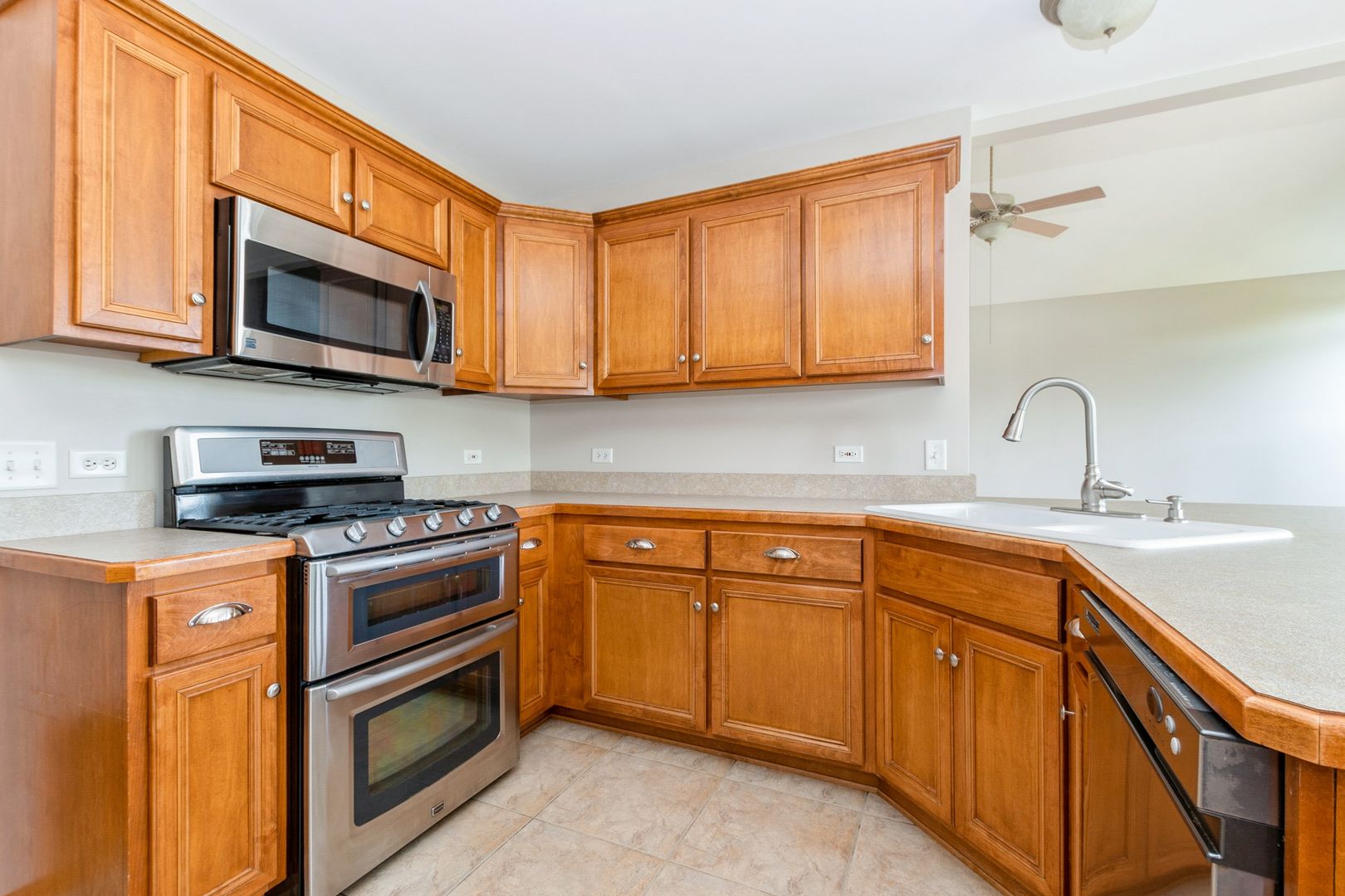 1108 Yamma Ridge, New Lenox, IL 60451