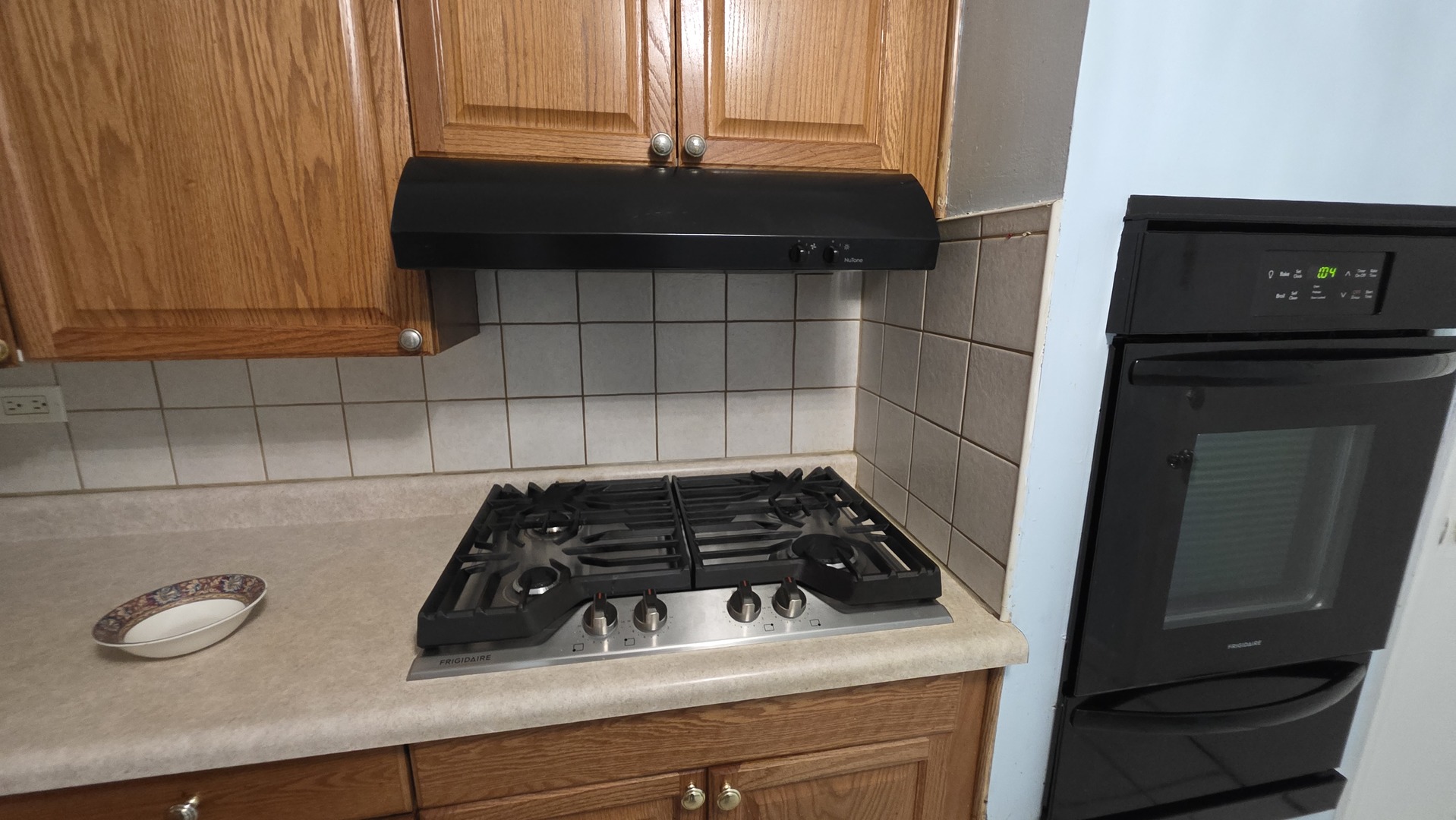 9446 DEE Road #2E, Des Plaines, IL 60016
