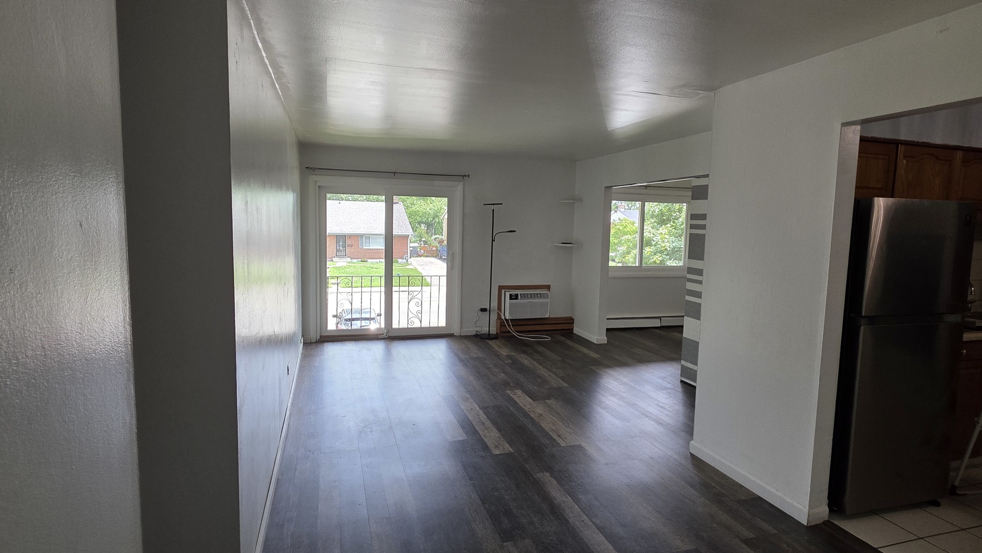9446 DEE Road #2E, Des Plaines, IL 60016