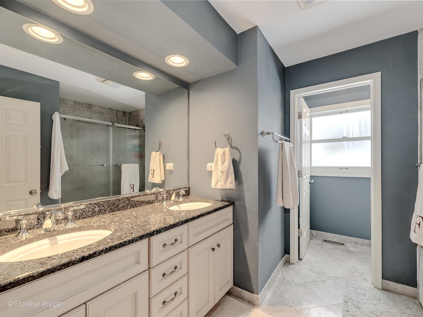 520 County Line Court, Hinsdale, IL 60521