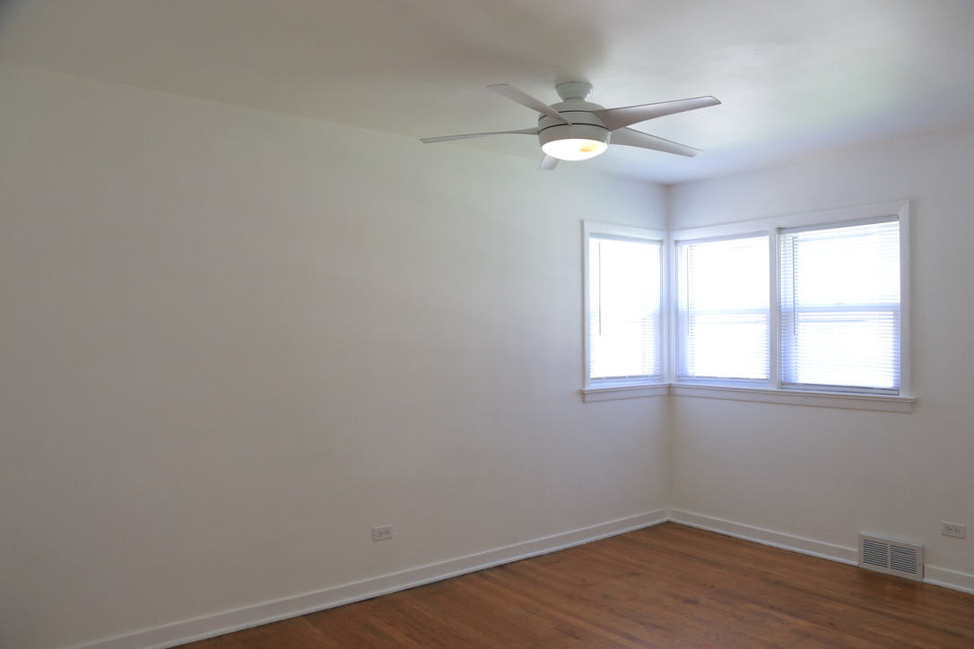 3734 Morton Avenue, Brookfield, IL 60513