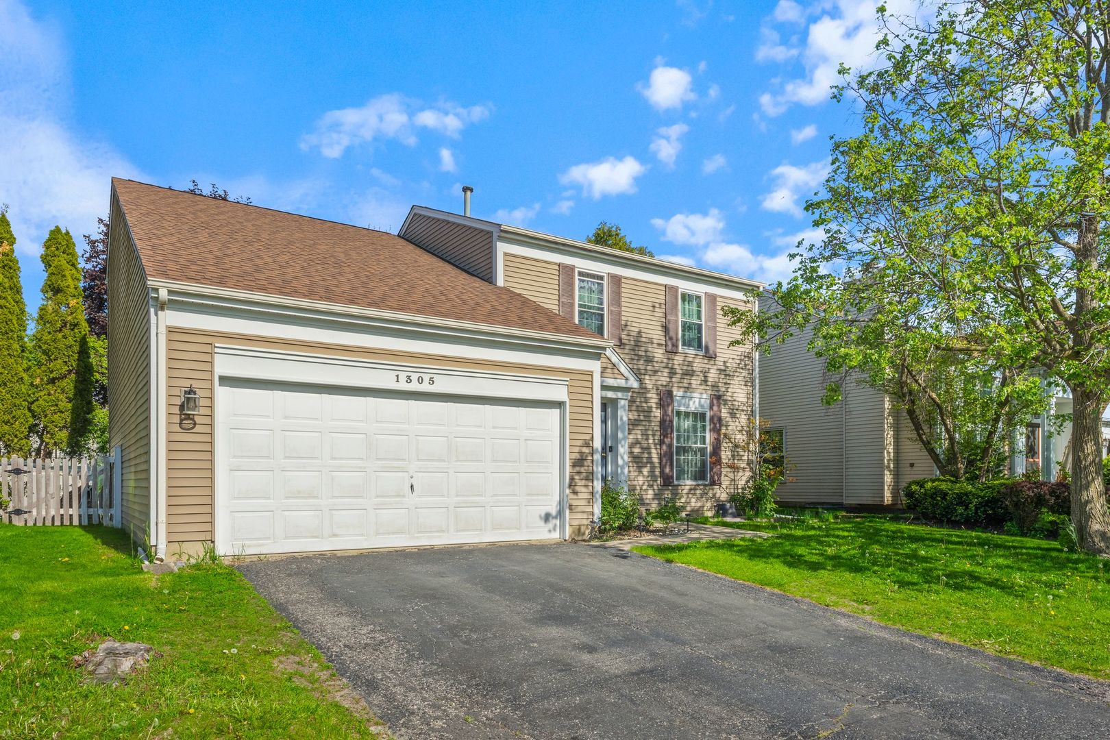 1305 S Paddock Drive, Wheeling, IL 60090