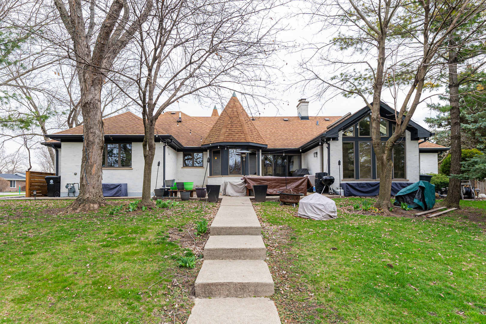250 Pheasant Lane, Bloomingdale, IL 60108