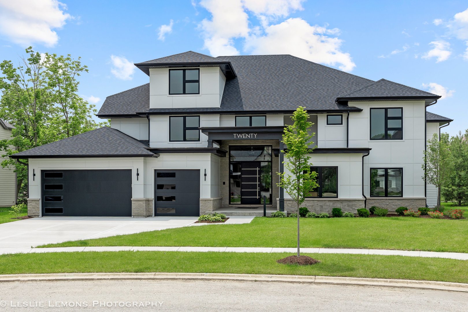 20 Pinnacle Court, Naperville, IL 60565