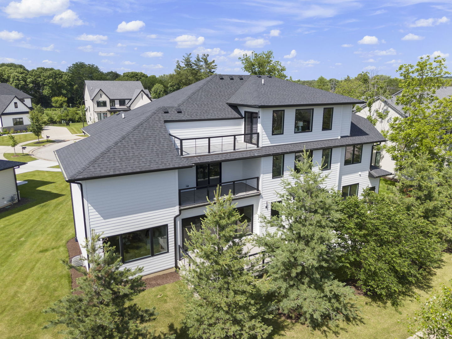 20 Pinnacle Court, Naperville, IL 60565