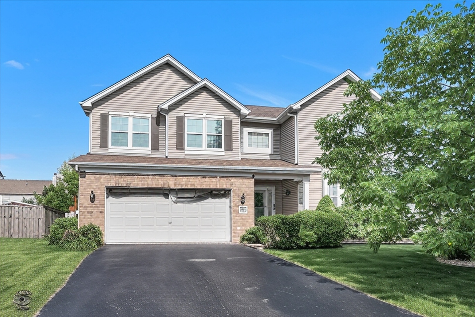 1612 Whisper Glen Drive, Plainfield, IL 60586