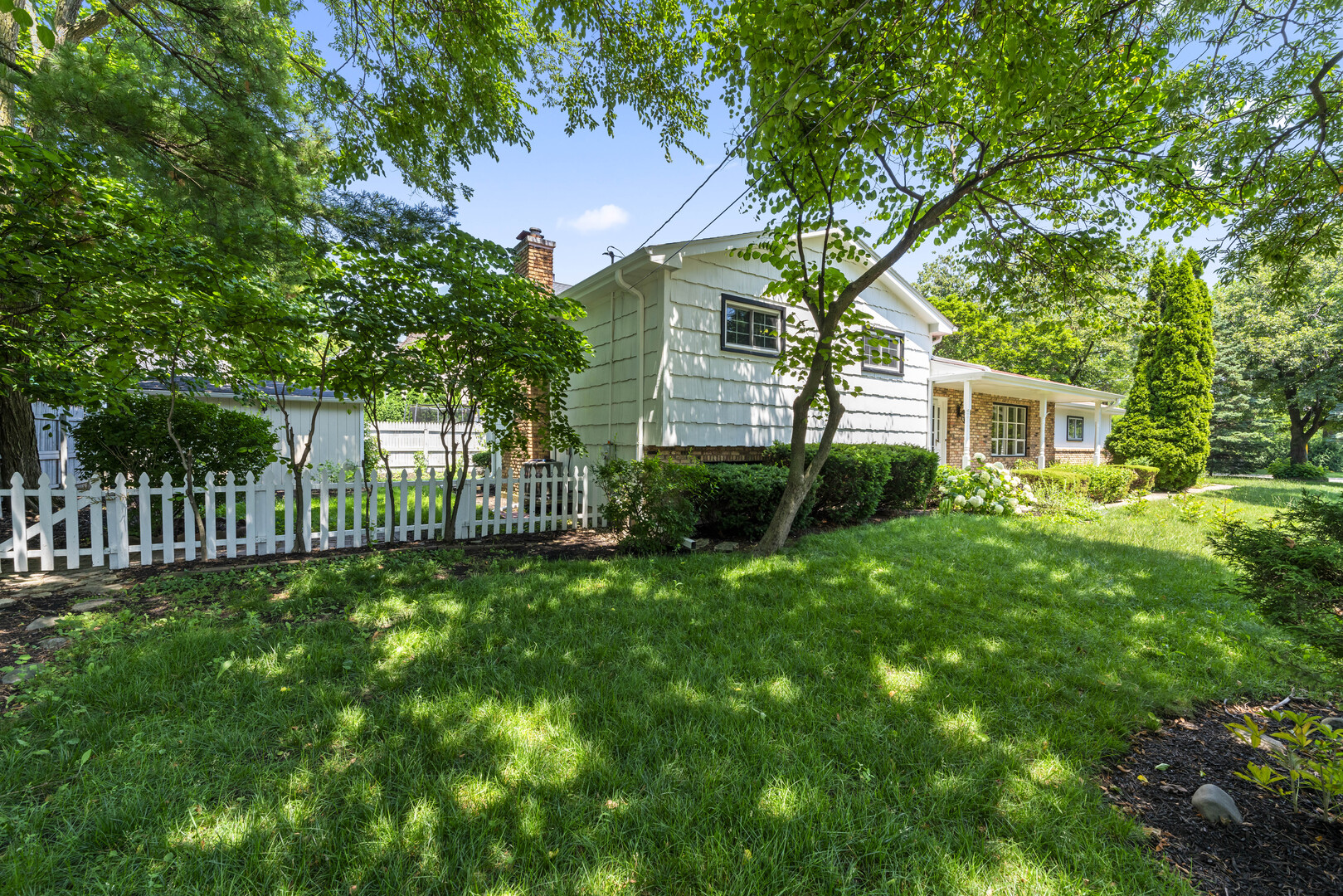5654 S Washington Street, Hinsdale, IL 60521